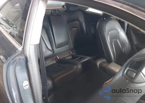 2009 Audi A5 3.2L из США, поврежденный, VIN WAUDK78T29A049174
